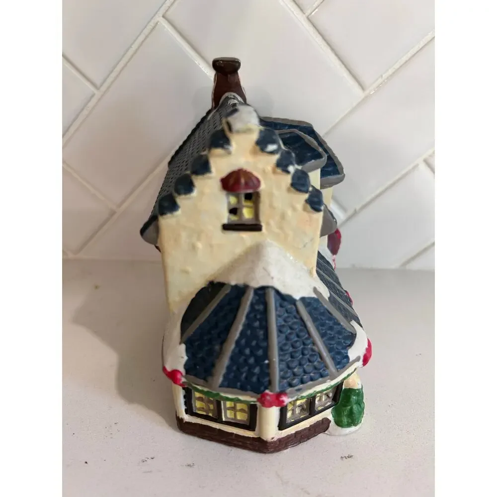 Vintage Cobblestone Corners 2001 Christmas Village Inn House Building Nostlagia